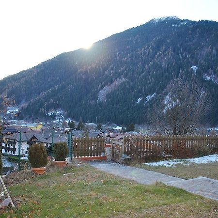 Apartmán Villetta Con Giardino E Panorama Carisolo Exteriér fotografie